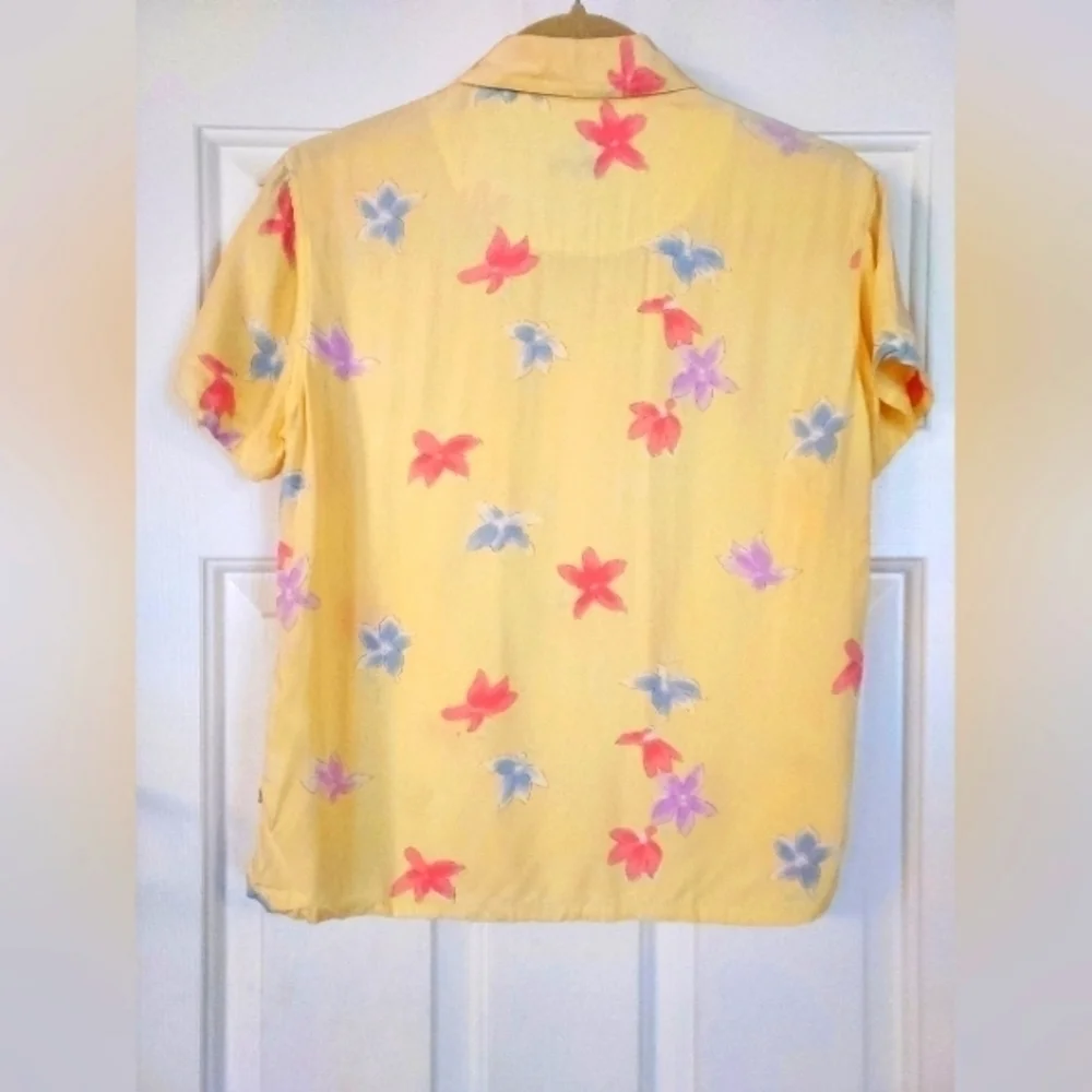 VINTAGE Liz Claiborne Button Down Shirt 90s y2k Yellow Floral P.